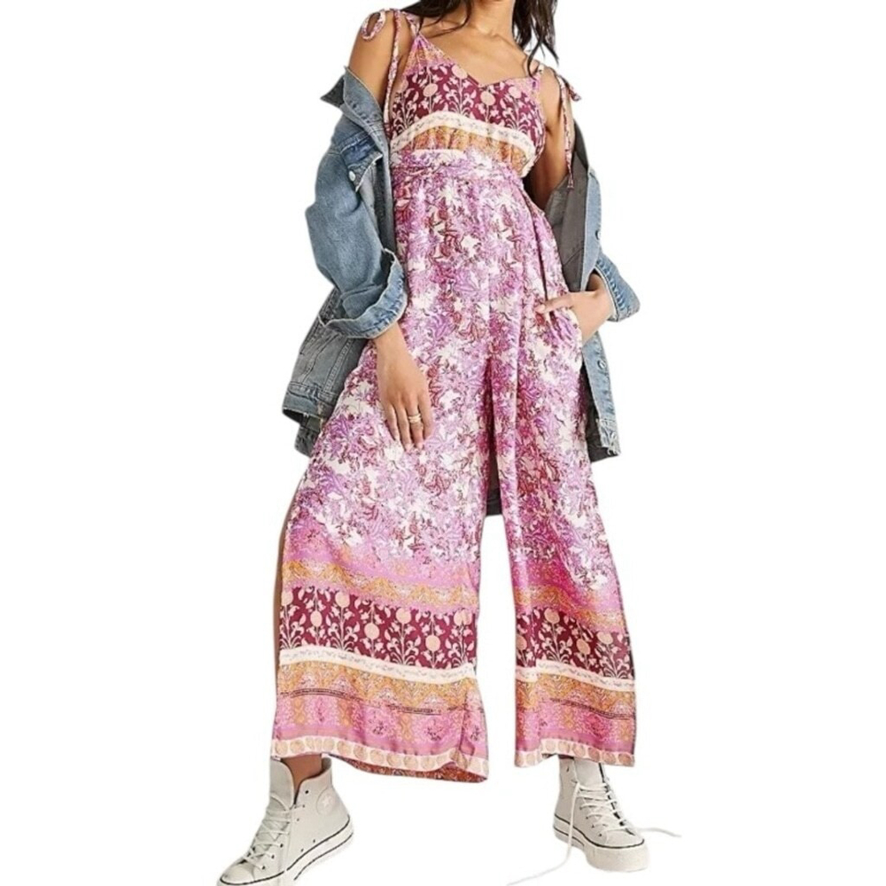 Free People Leona Floral Printed Jumpsuit Lilac Size Medium Boho Beachy Festival